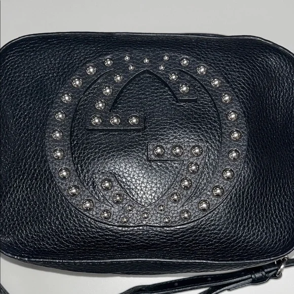 Gucci Black Soho Studded Disco Logo Leather Crossbody Bag - Picture 2 of 16